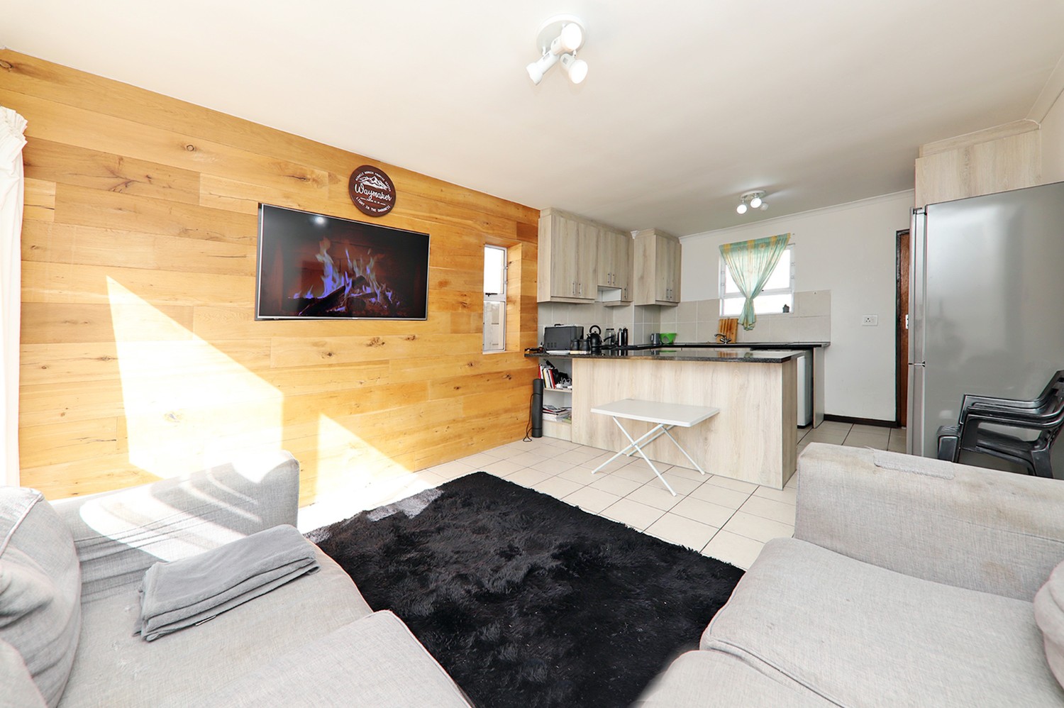 2 Bed Townhouse For Sale in Muizenberg (R 1,355,000)