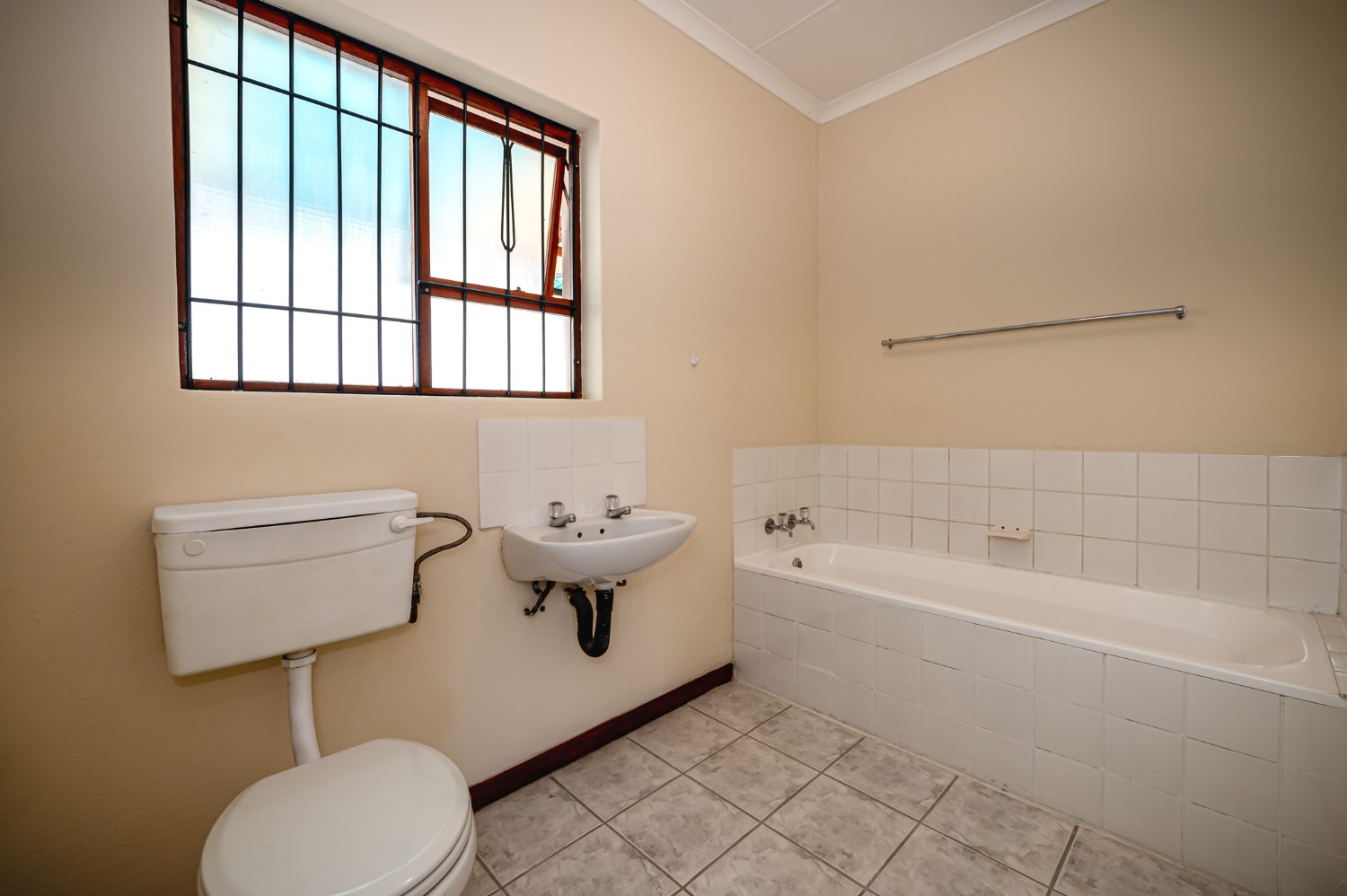 4 Bed Home For Sale in Sarepta (R 1,550,000)