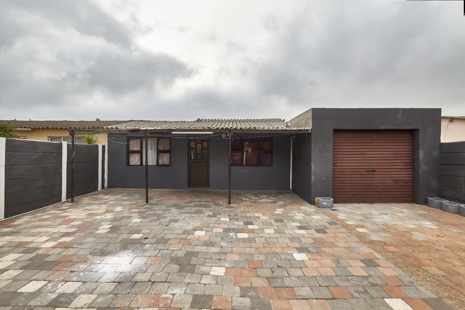 House For Sale In Lavis Cape Town at Israel Yazzie blog