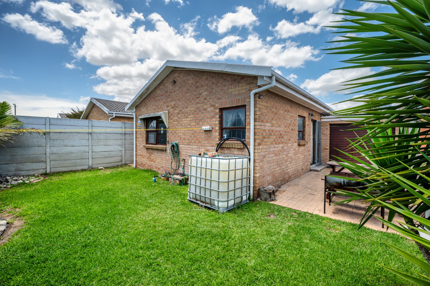 2 Bed Home For Sale in Windsor Park Estate (R 1,450,000)