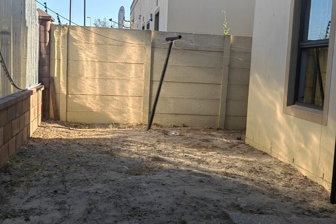 2 Bed Home For Sale in Bardale Village (R 760,000)