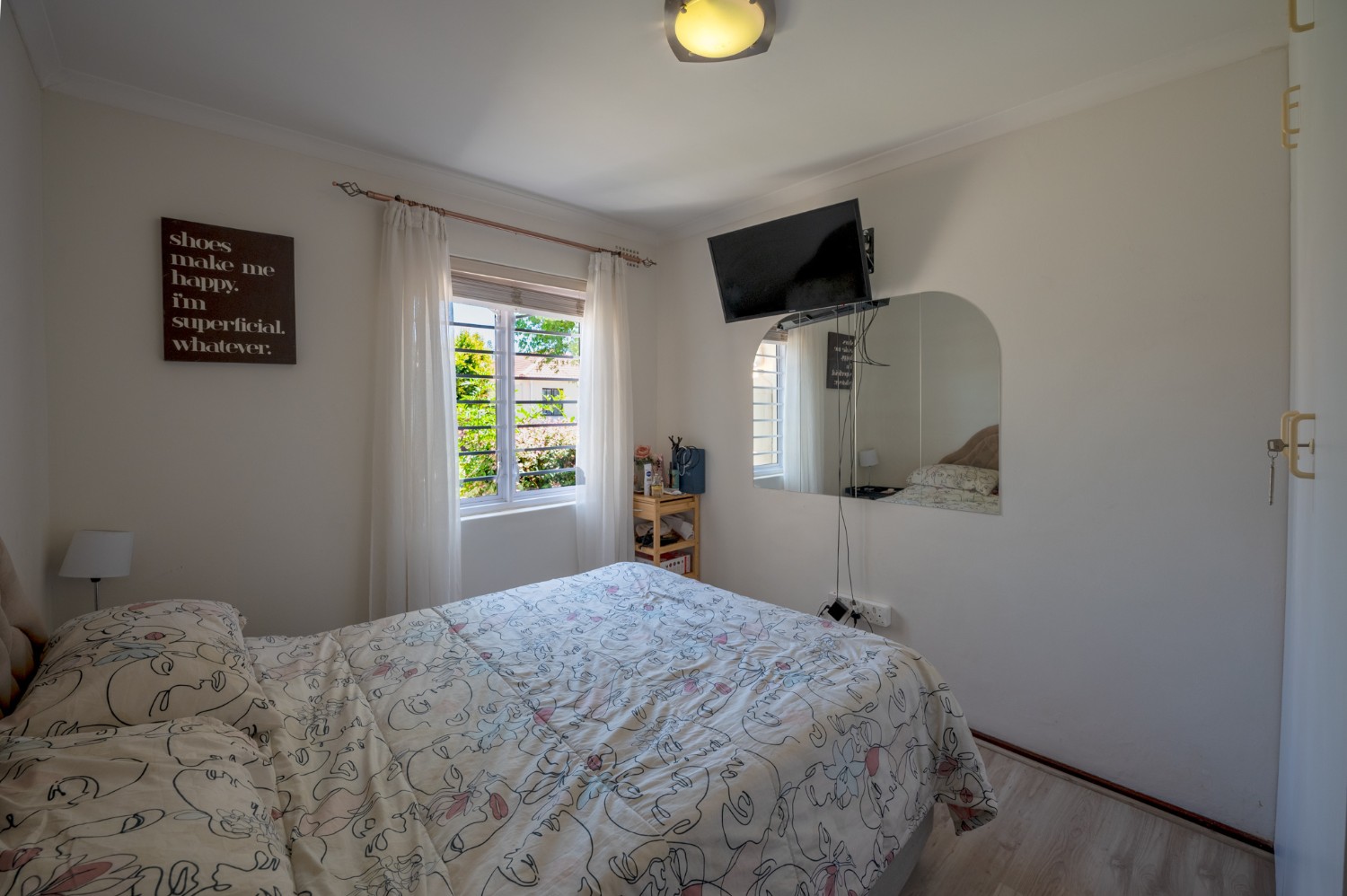 4 Bed Home For Sale in Edgemead (R 2,750,000)