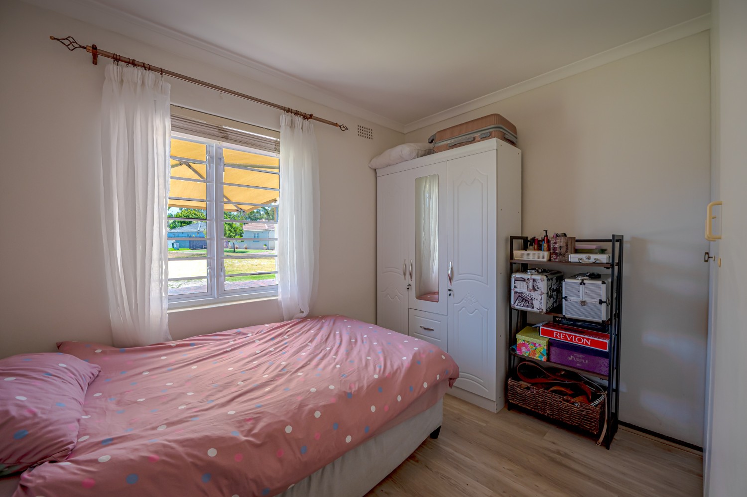 4 Bed Home For Sale in Edgemead (R 2,750,000)