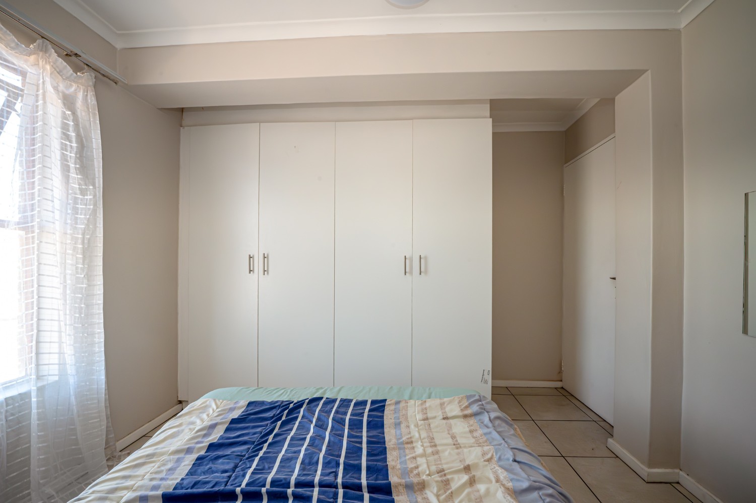 2 Bed Apartment For Sale in Brackenfell Central (R 800,000)