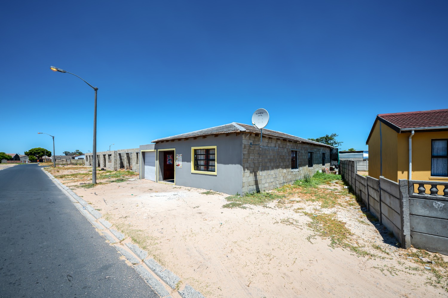 4 Bed Home For Sale in Forest Heights (R 1,150,000)