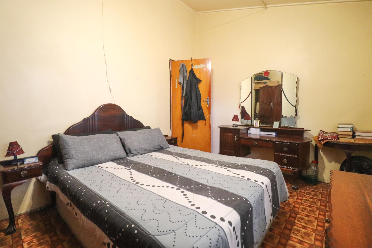 2 Bed Home For Sale in Kewtown (R 1,150,000)