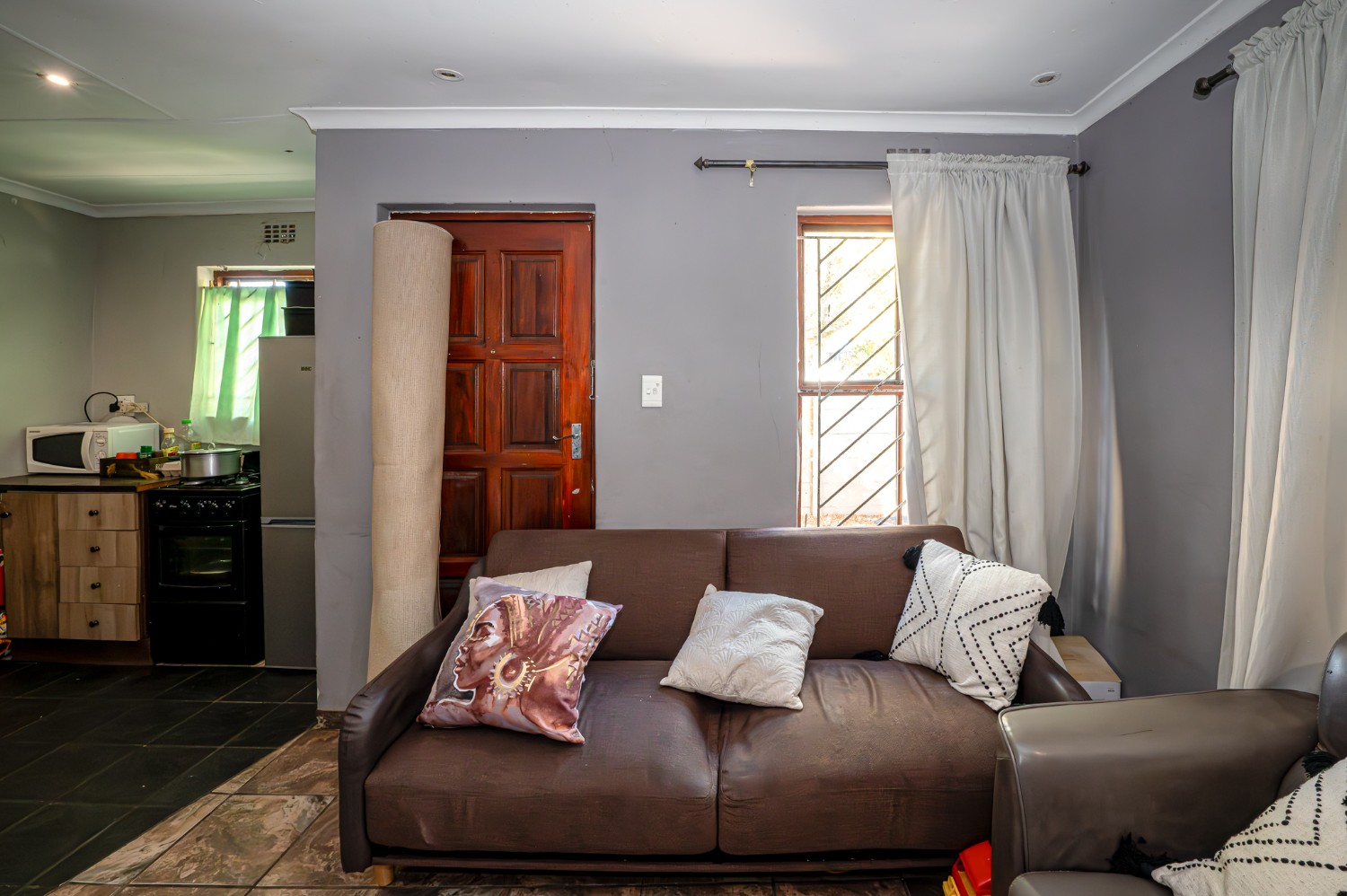 2 Bed Home For Sale in Sarepta (R 995,000)