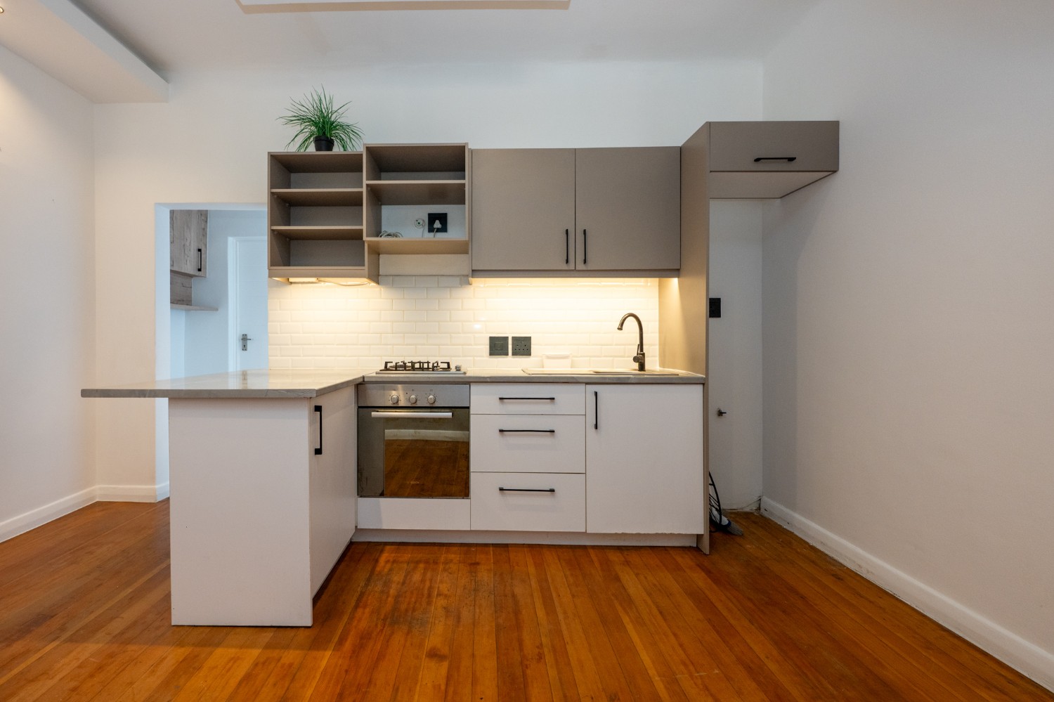 Point Clopud 2 Bed Apartment For Sale in Sea Point (R 3,400,000)