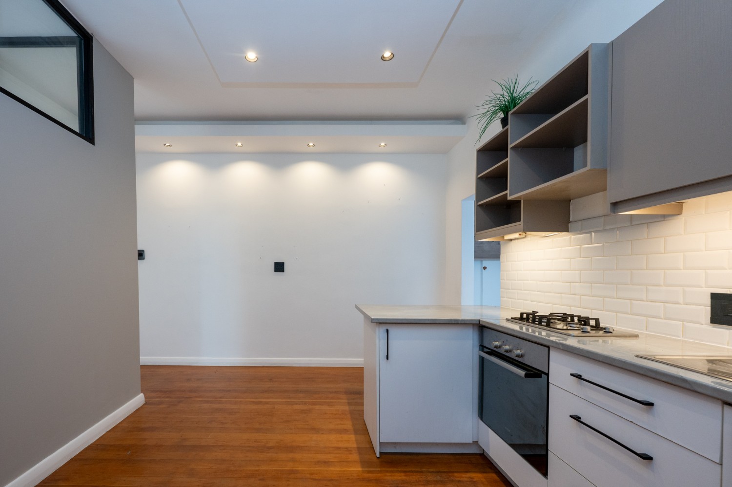Point Clopud 2 Bed Apartment For Sale in Sea Point (R 3,400,000)